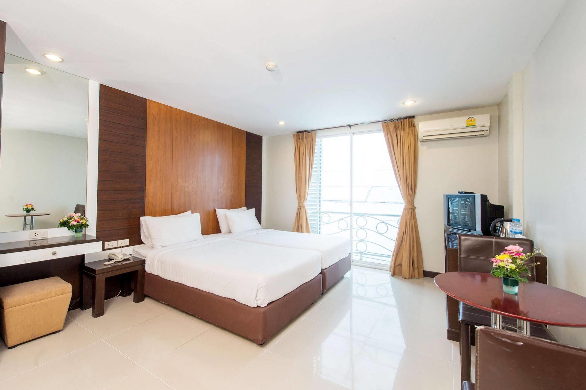 Tara Monte Bangkok Exterior foto